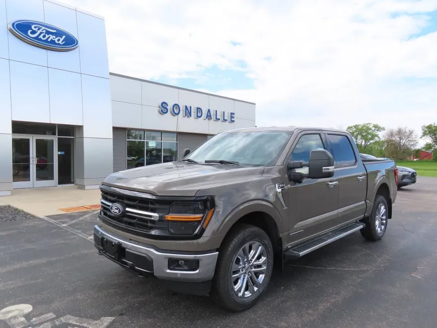 2025 Ford F-150 XLT photo 1