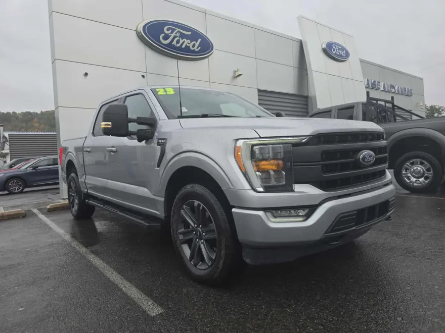 2023 Ford F-150 Lariat photo 1