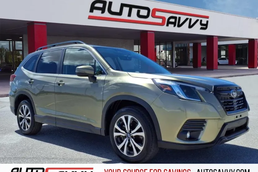 2024 Subaru Forester Base photo 1