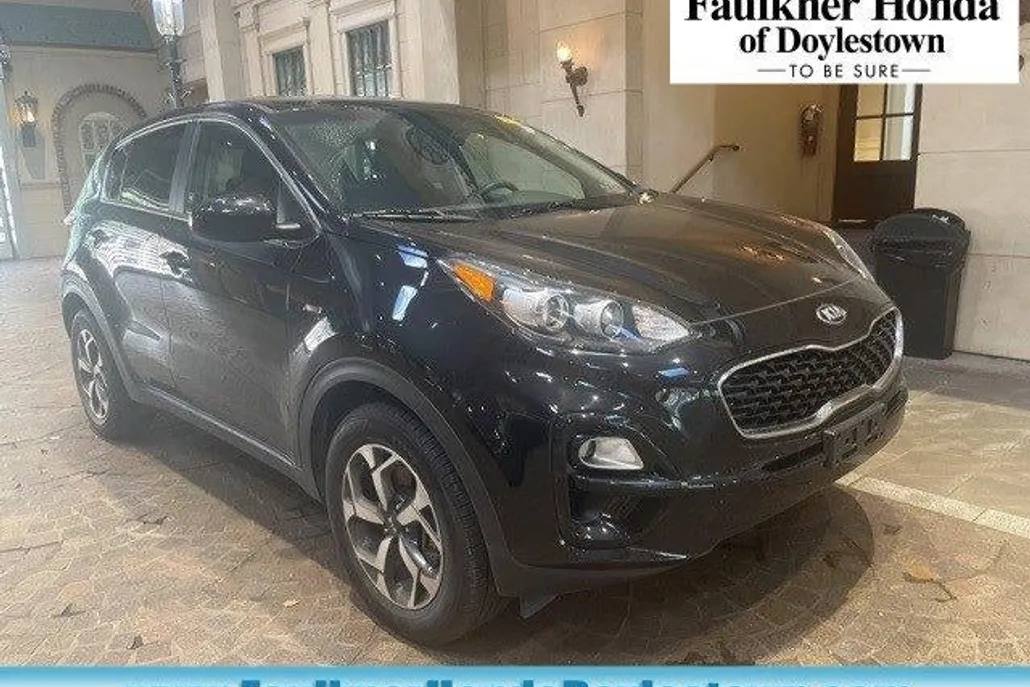 2022 Kia Sportage LX photo 1