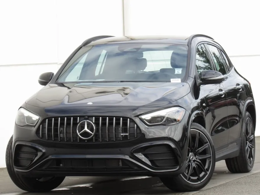 2025 Mercedes Benz GLA AMG 35 4MATIC photo 1