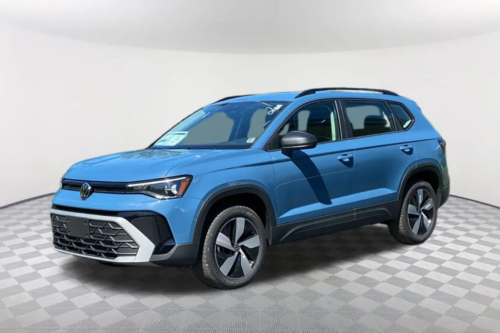 2025 Volkswagen Taos S photo 1