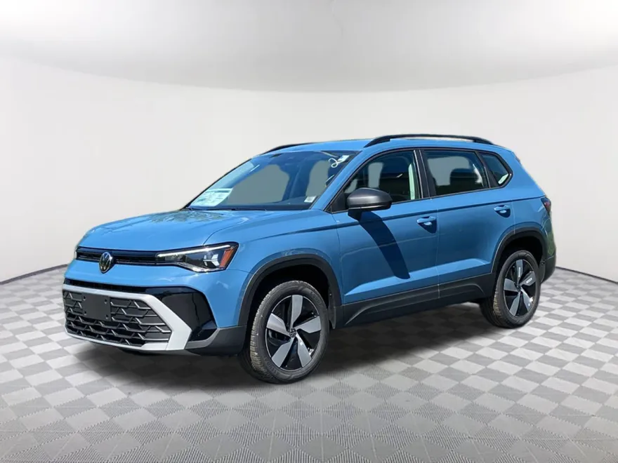 2025 Volkswagen Taos S photo 1