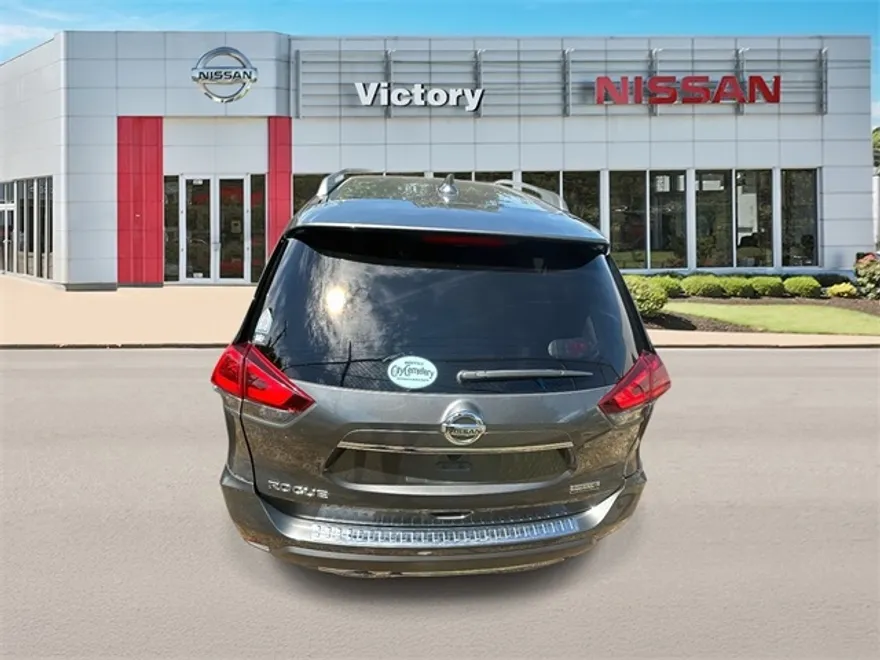 2020 Nissan Rogue S photo 1