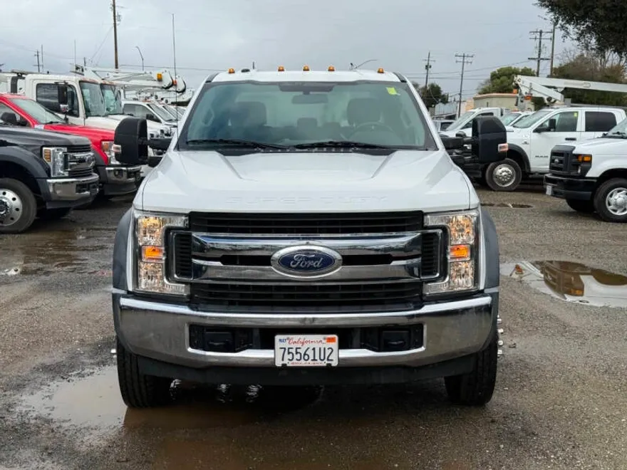 2019 Ford F-550 photo 1