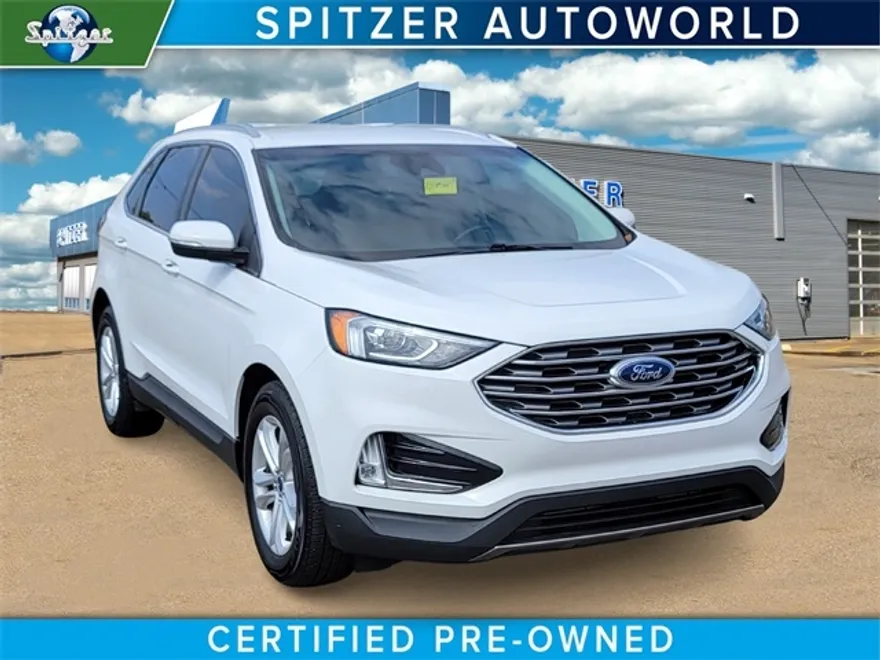 2020 Ford Edge SEL photo 1
