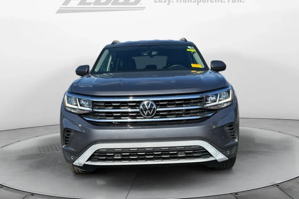 2022 Volkswagen Atlas SE Technology photo 1