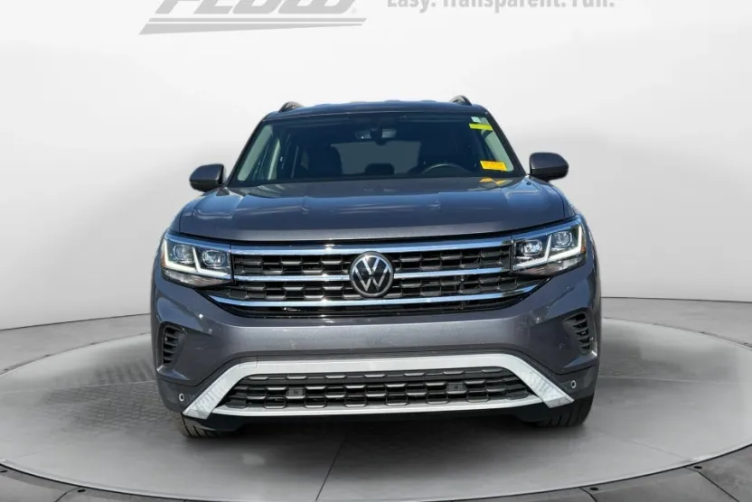 2022 Volkswagen Atlas SE Technology photo 1