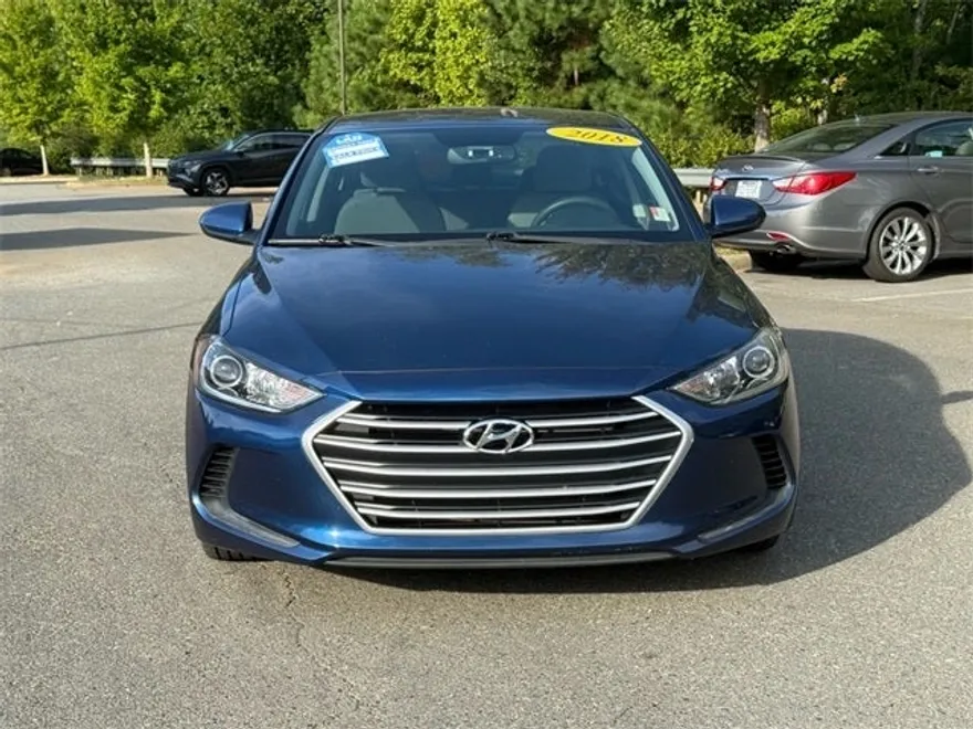 2018 Hyundai Elantra SEL photo 1