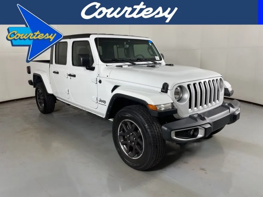 2023 Jeep Gladiator Overland photo 1