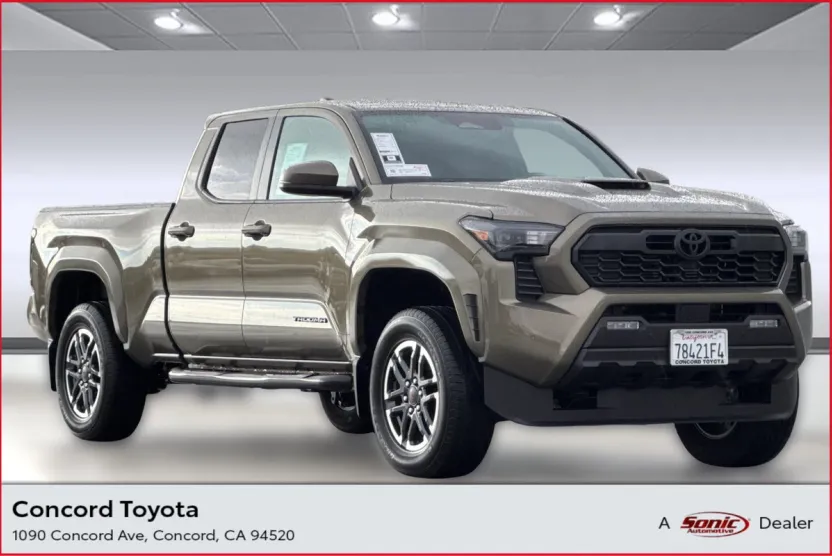 2025 Toyota Tacoma TRD Sport photo 1