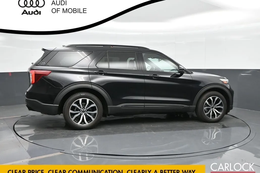 2020 Ford Explorer ST photo 1
