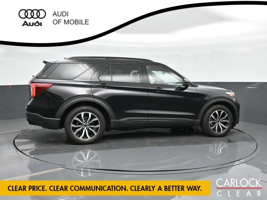 2020 Ford Explorer ST photo 1