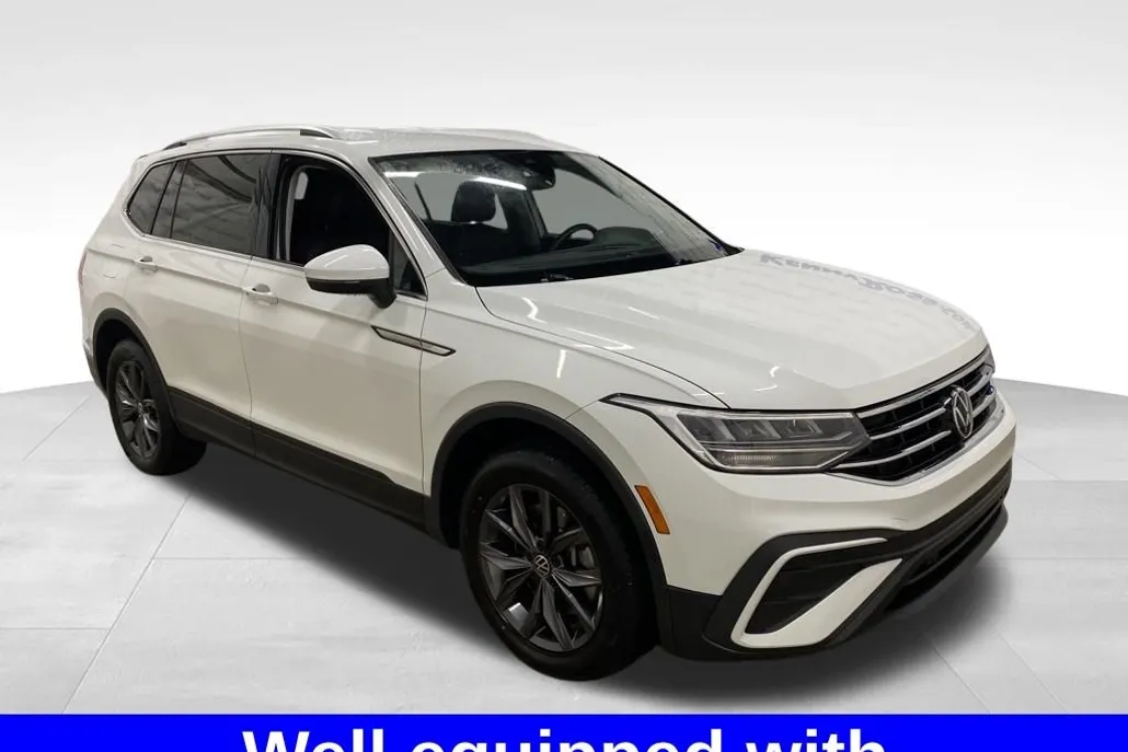 2022 Volkswagen Tiguan SE photo 1