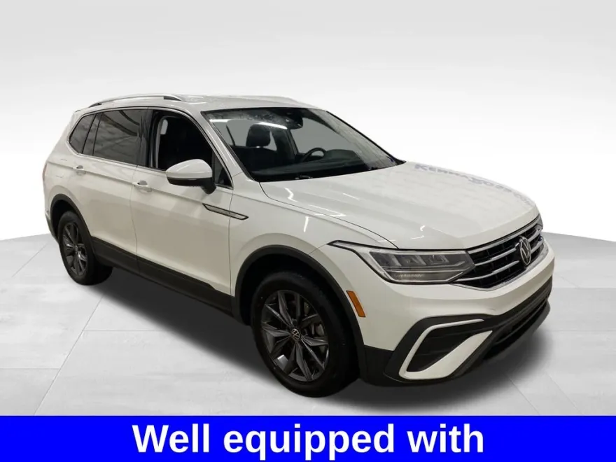2022 Volkswagen Tiguan SE photo 1