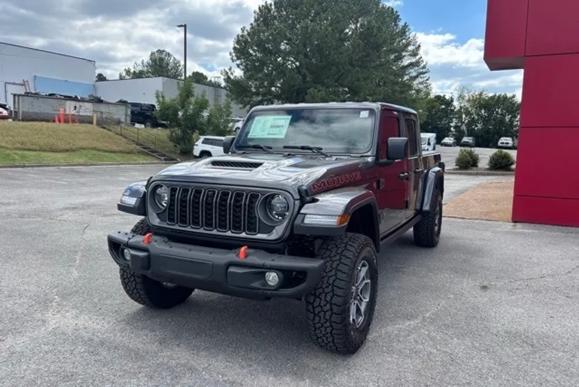 2025 Jeep Gladiator Mojave photo 1