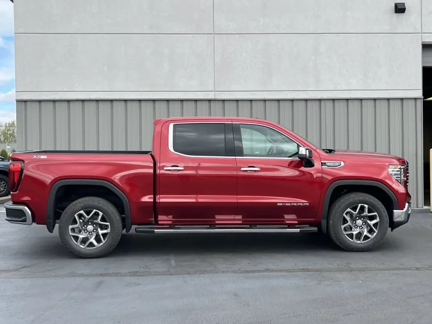 2026 Gmc Sierra 1500 SLT photo 1