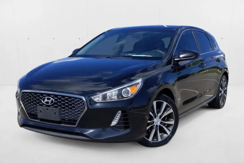 2018 Hyundai Elantra GT Base photo 1