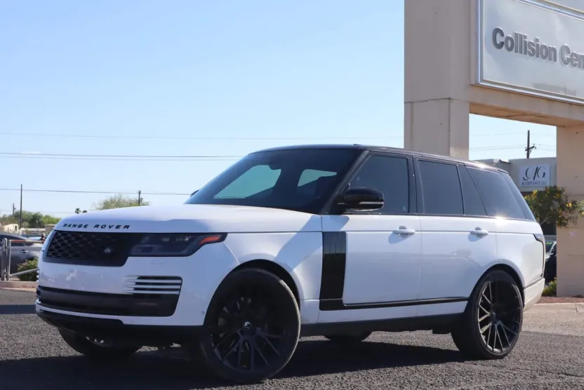 2019 Land Rover Range Rover SuperCharged photo 1