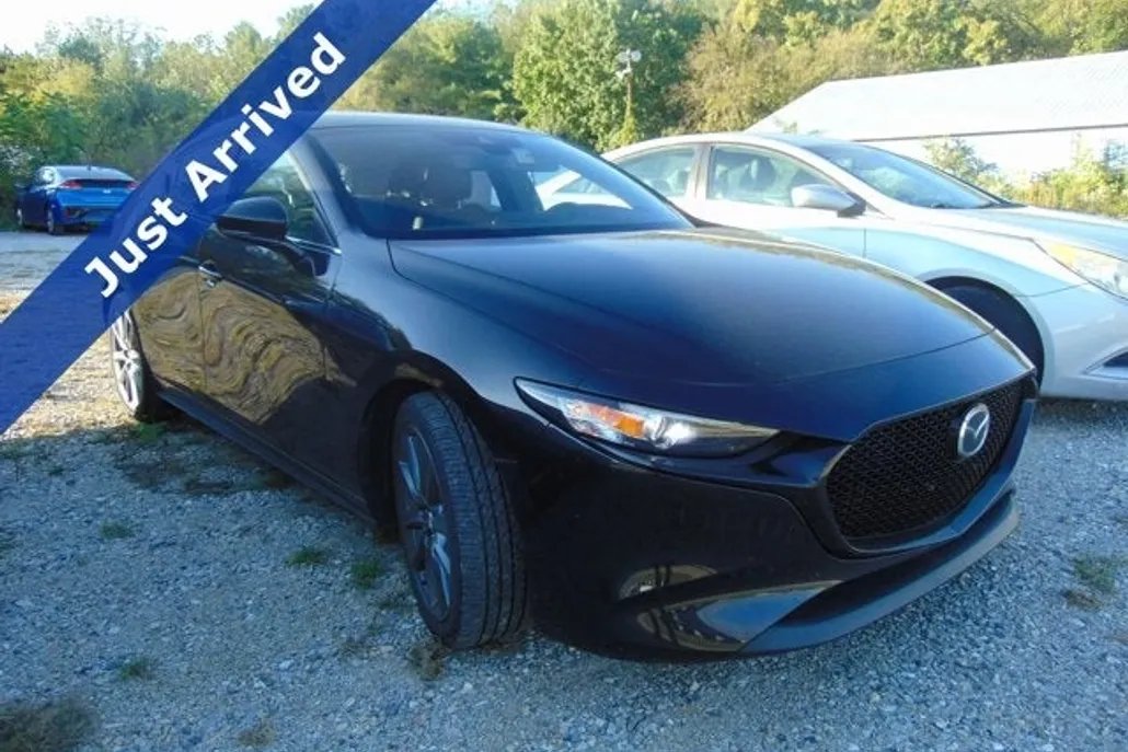 2021 Mazda Mazda3 Hatchback Preferred photo 1