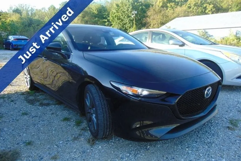 2021 Mazda Mazda3 Hatchback Preferred photo 1