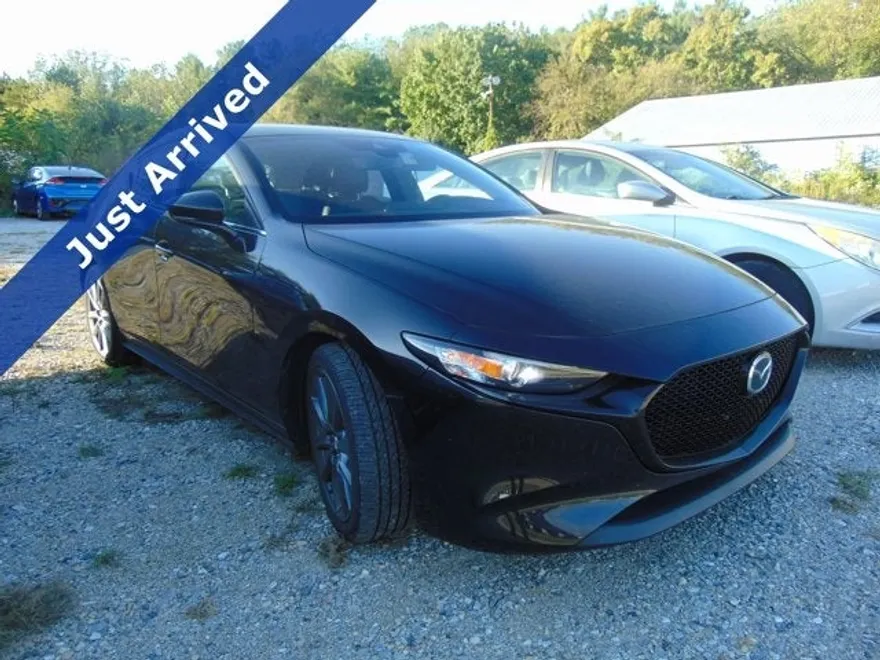 2021 Mazda Mazda3 Hatchback Preferred photo 1