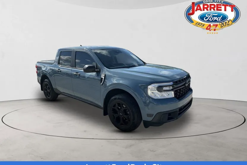 2022 Ford Maverick XLT photo 1
