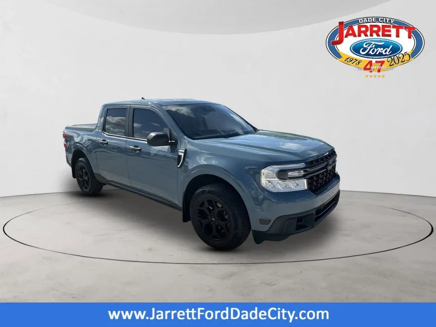 2022 Ford Maverick XLT photo 1