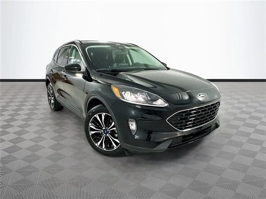 2022 Ford Escape SEL photo 1