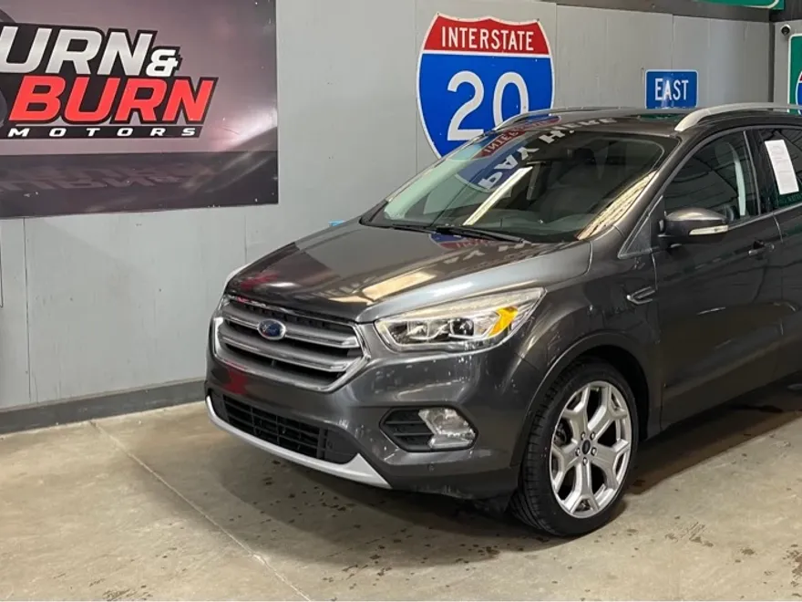 2017 Ford Escape Titanium photo 1