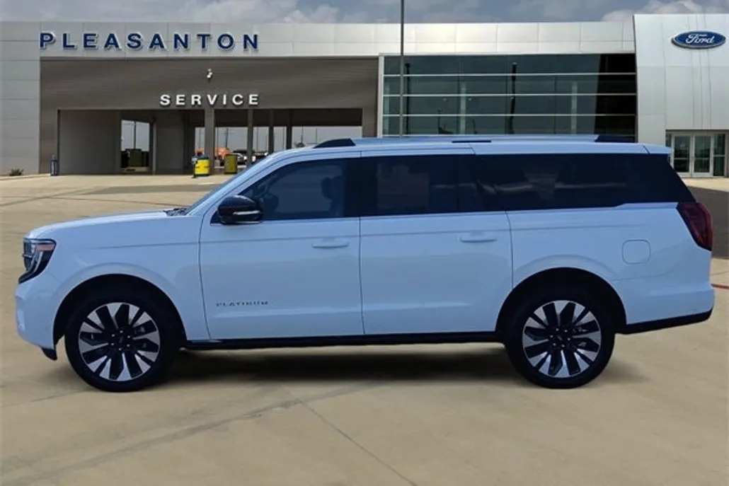 2025 Ford Expedition Platinum MAX photo 1