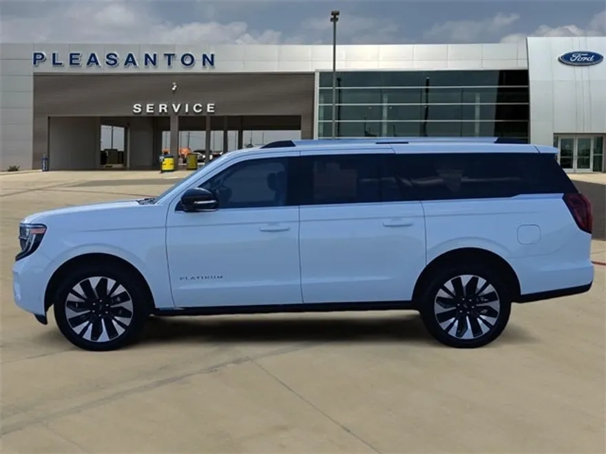 2025 Ford Expedition Platinum MAX photo 1