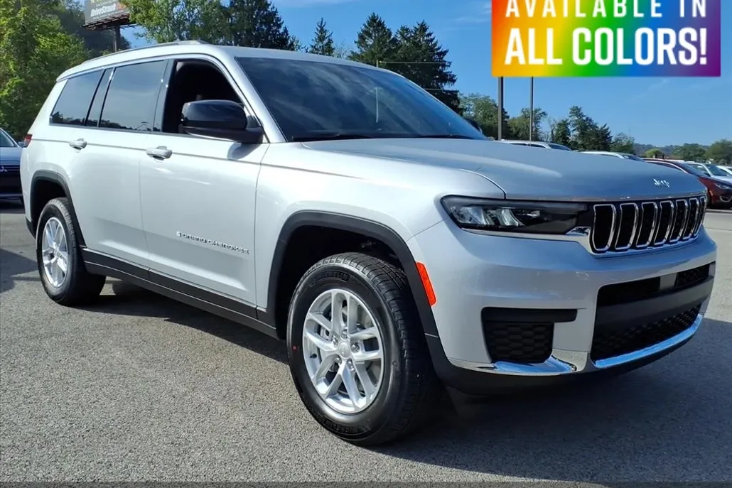 2025 Jeep Grand Cherokee Laredo X photo 1