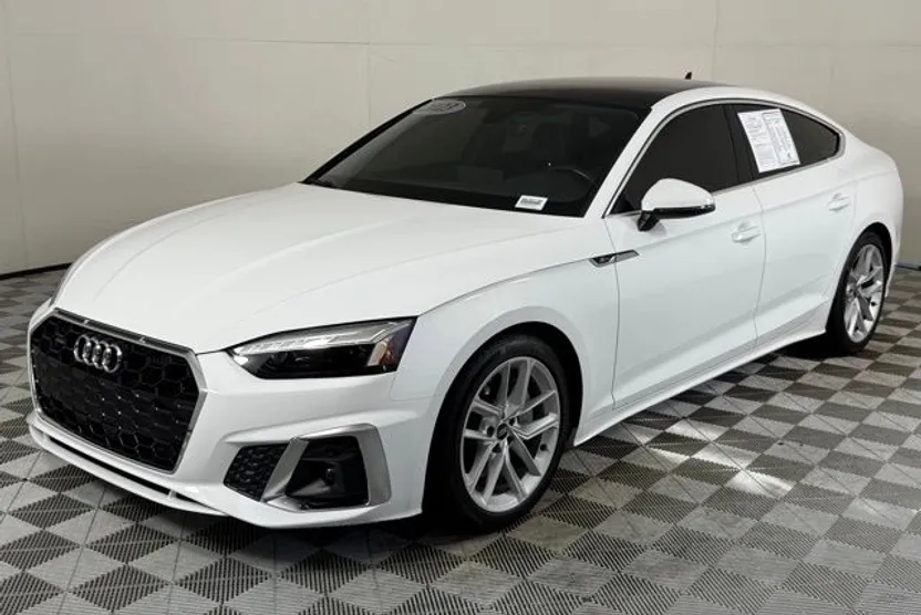 2023 Audi A5 45 S line Premium photo 1