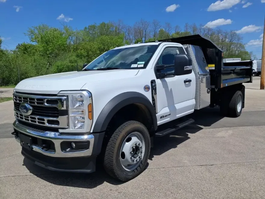 2024 Ford F-450 XL photo 1