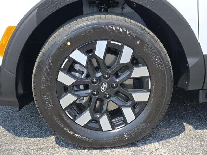 2026 Hyundai Santa Cruz SEL photo 1
