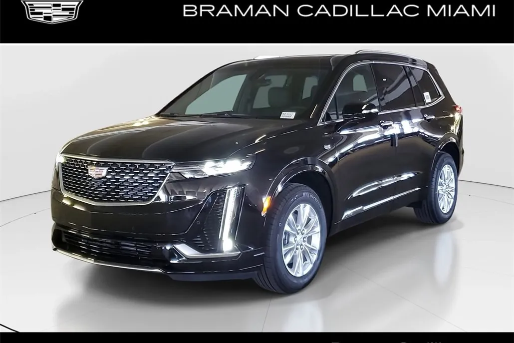 2025 Cadillac XT6 Luxury photo 1