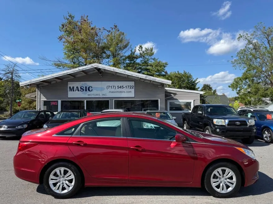 2012 Hyundai Sonata GLS photo 1