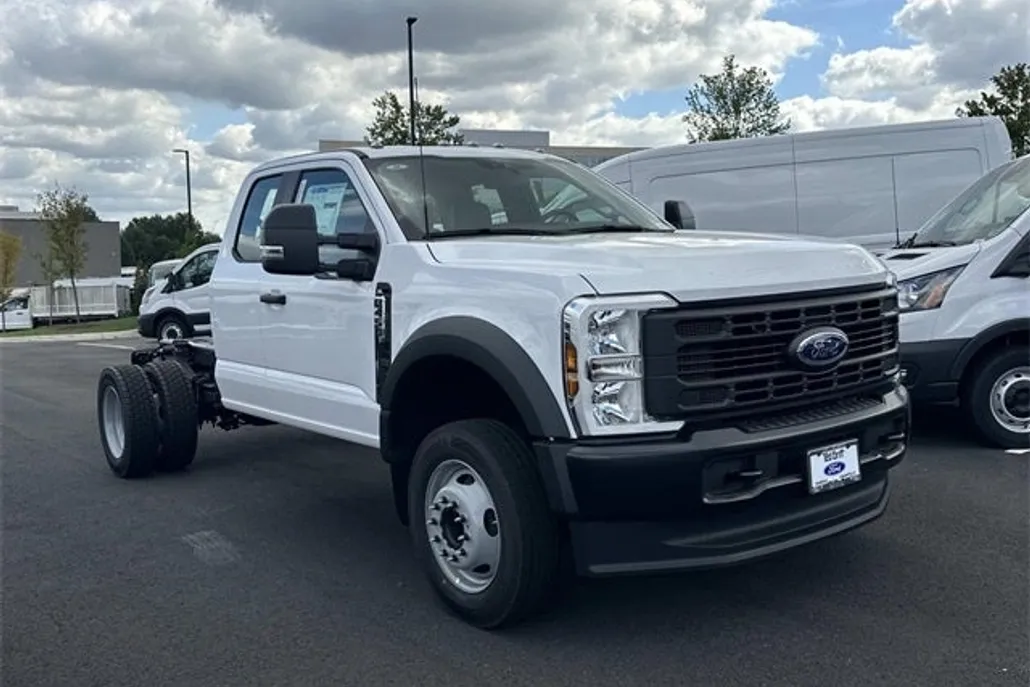 2026 Ford F-450 photo 1