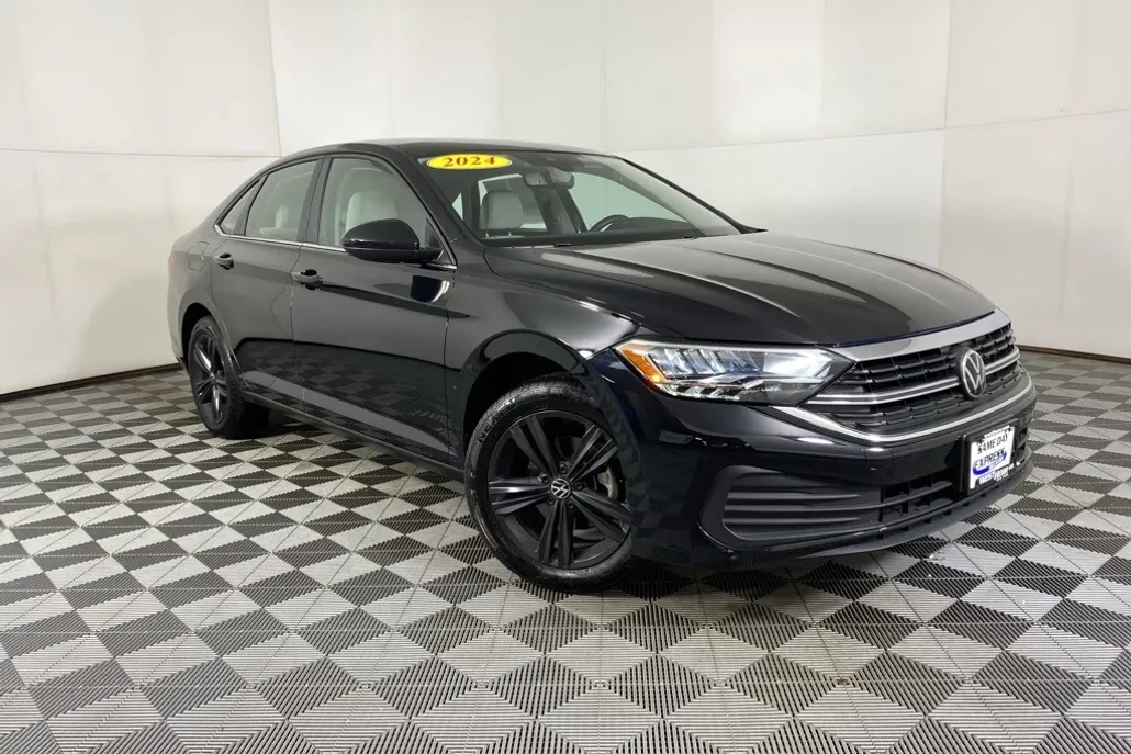 2024 Volkswagen Jetta 1.5T SE photo 1