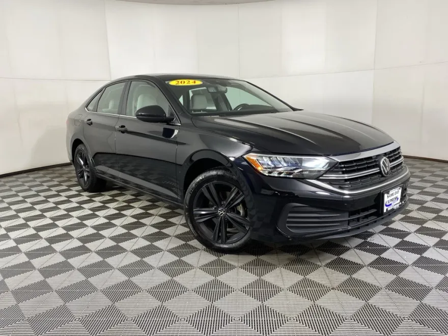 2024 Volkswagen Jetta 1.5T SE photo 1