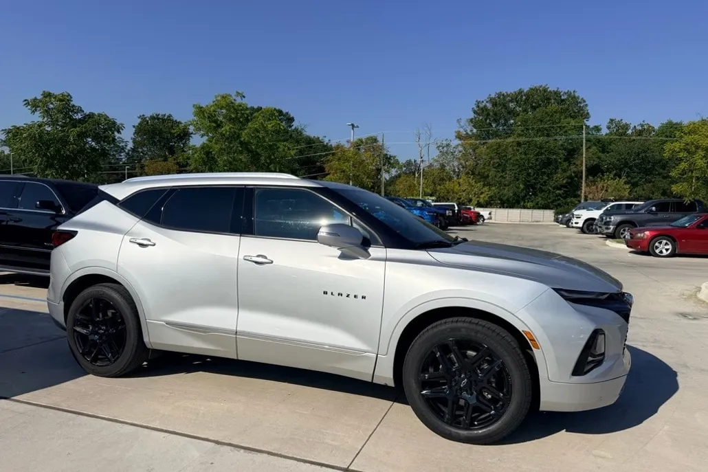 2021 Chevrolet Blazer Premier photo 1