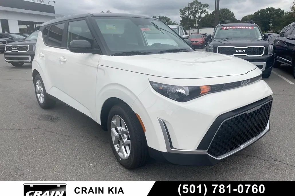 2025 Kia Soul S photo 1