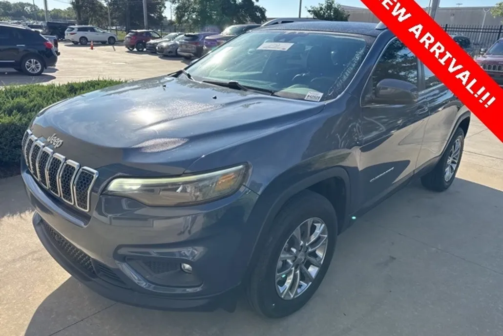 2021 Jeep Cherokee Latitude Lux photo 1