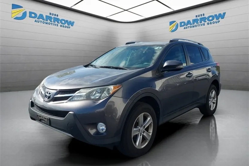 2013 Toyota RAV4 XLE photo 1