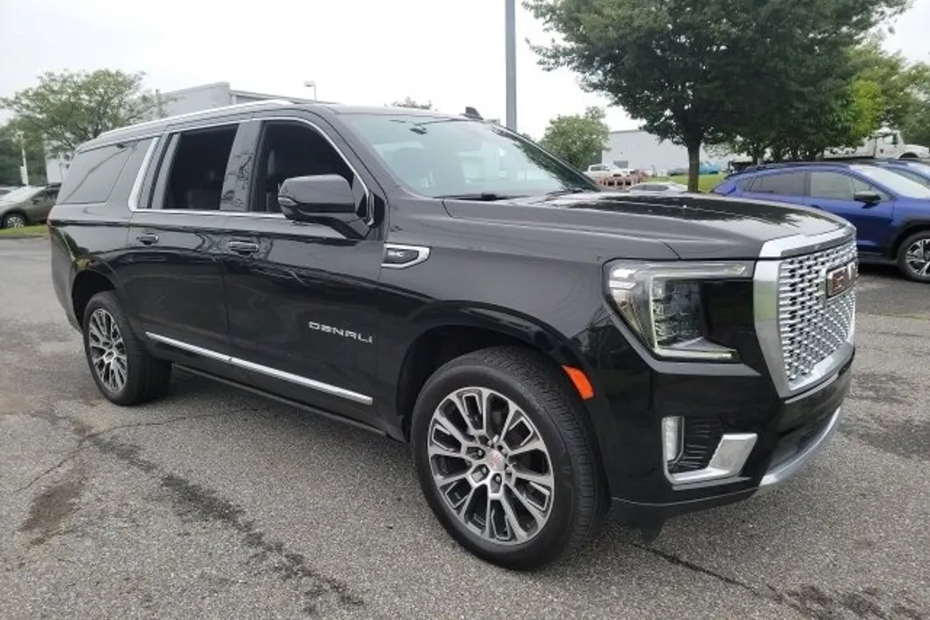 2022 Gmc Yukon XL Denali photo 1