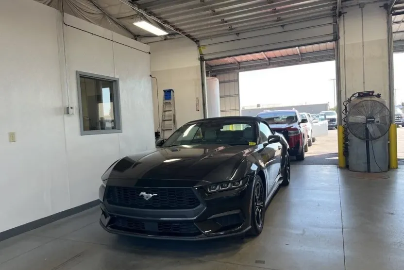 2024 Ford Mustang EcoBoost Premium photo 1