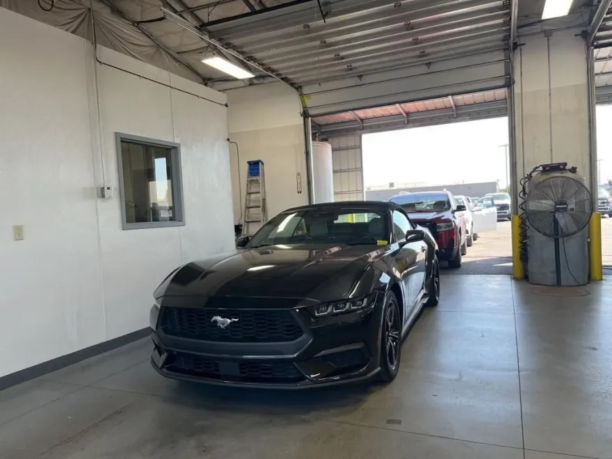 2024 Ford Mustang EcoBoost Premium photo 1