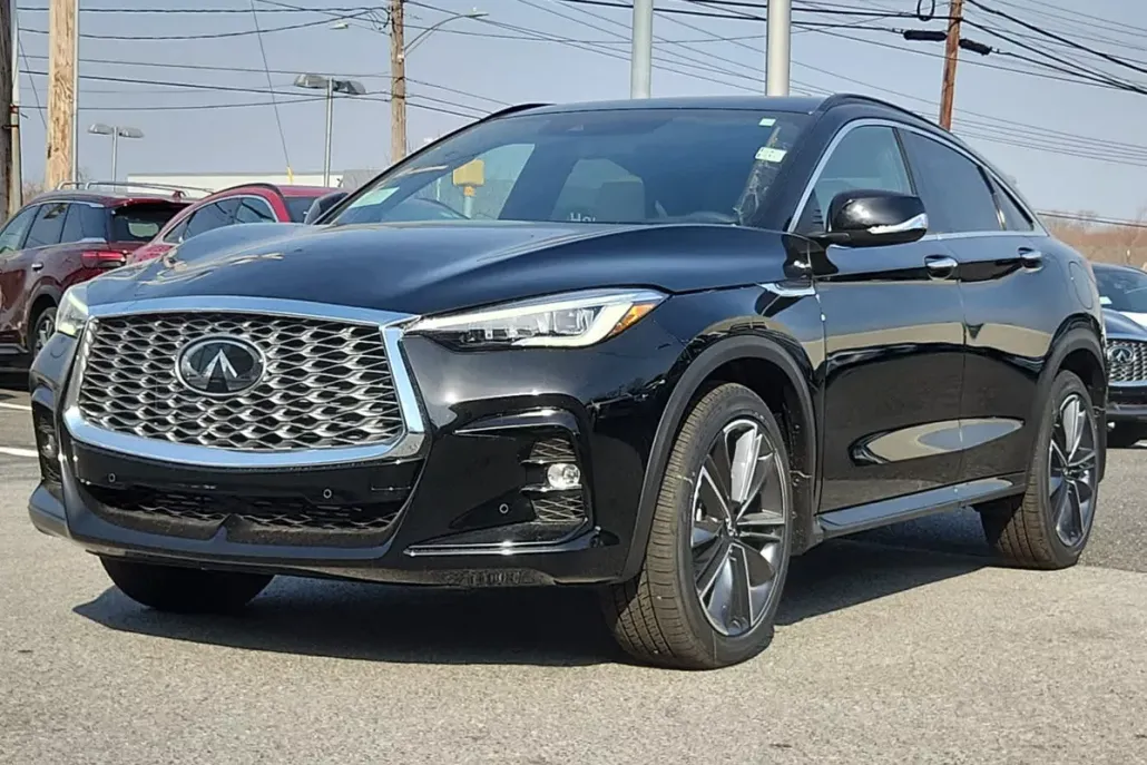 2025 Infiniti QX55 Essential photo 1