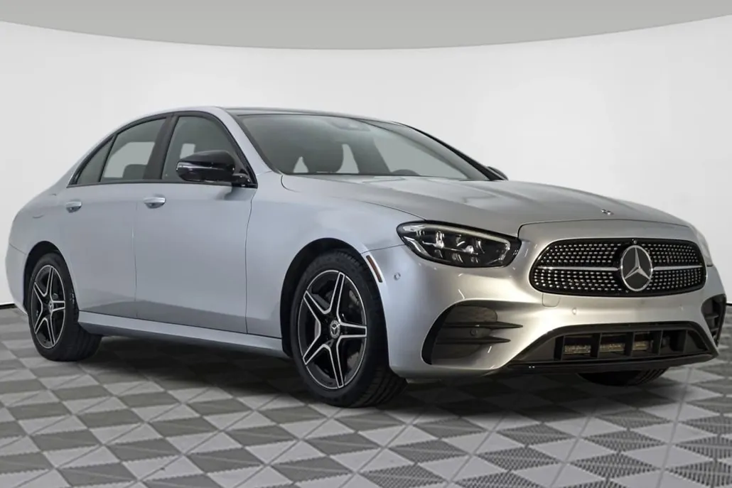 2022 Mercedes Benz E 350 4MATIC Sedan photo 1